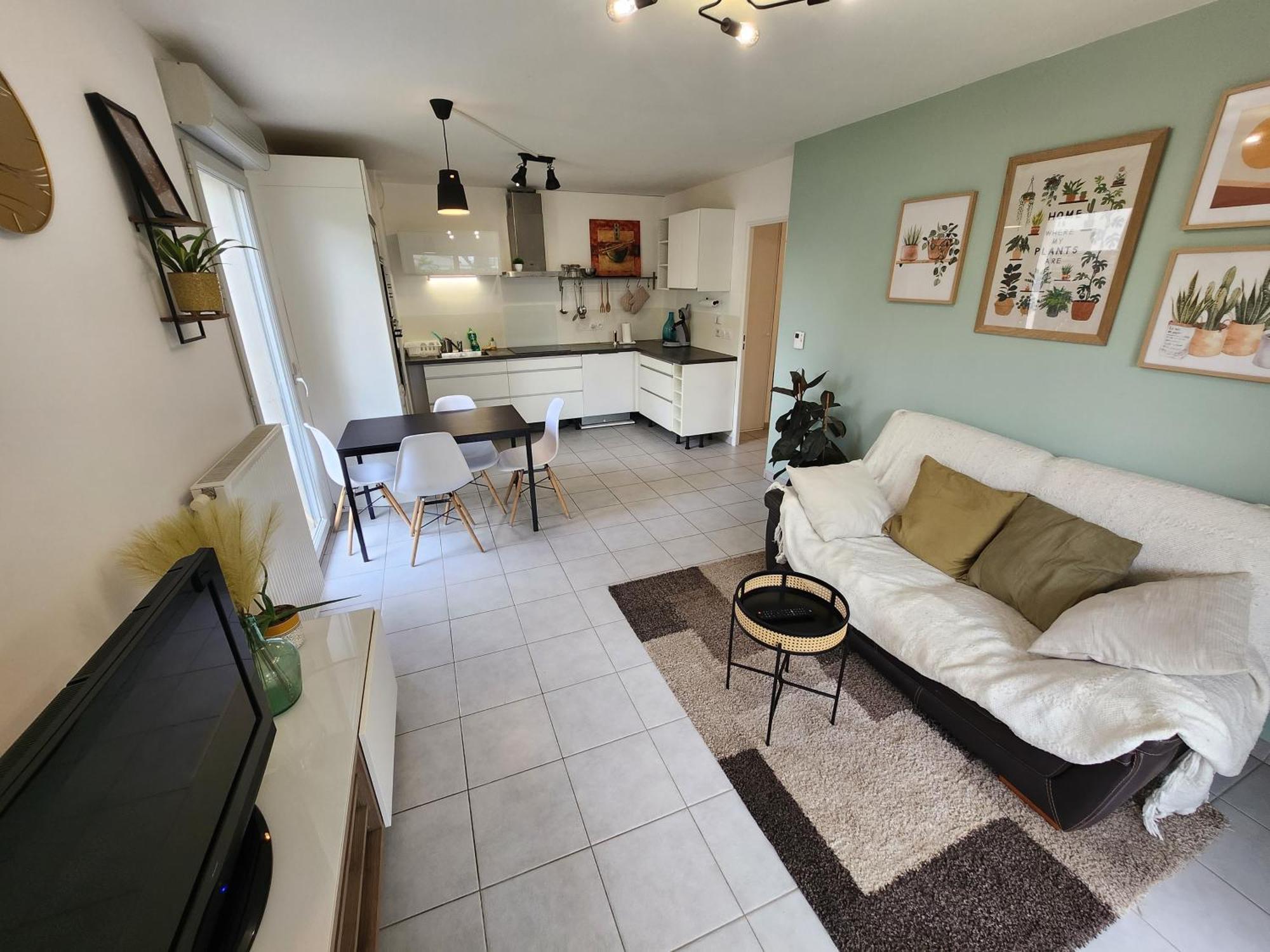 Appt 2 Au Calme - Jardin Prive - Metro D, Eurexpo, Groupama Stadium *