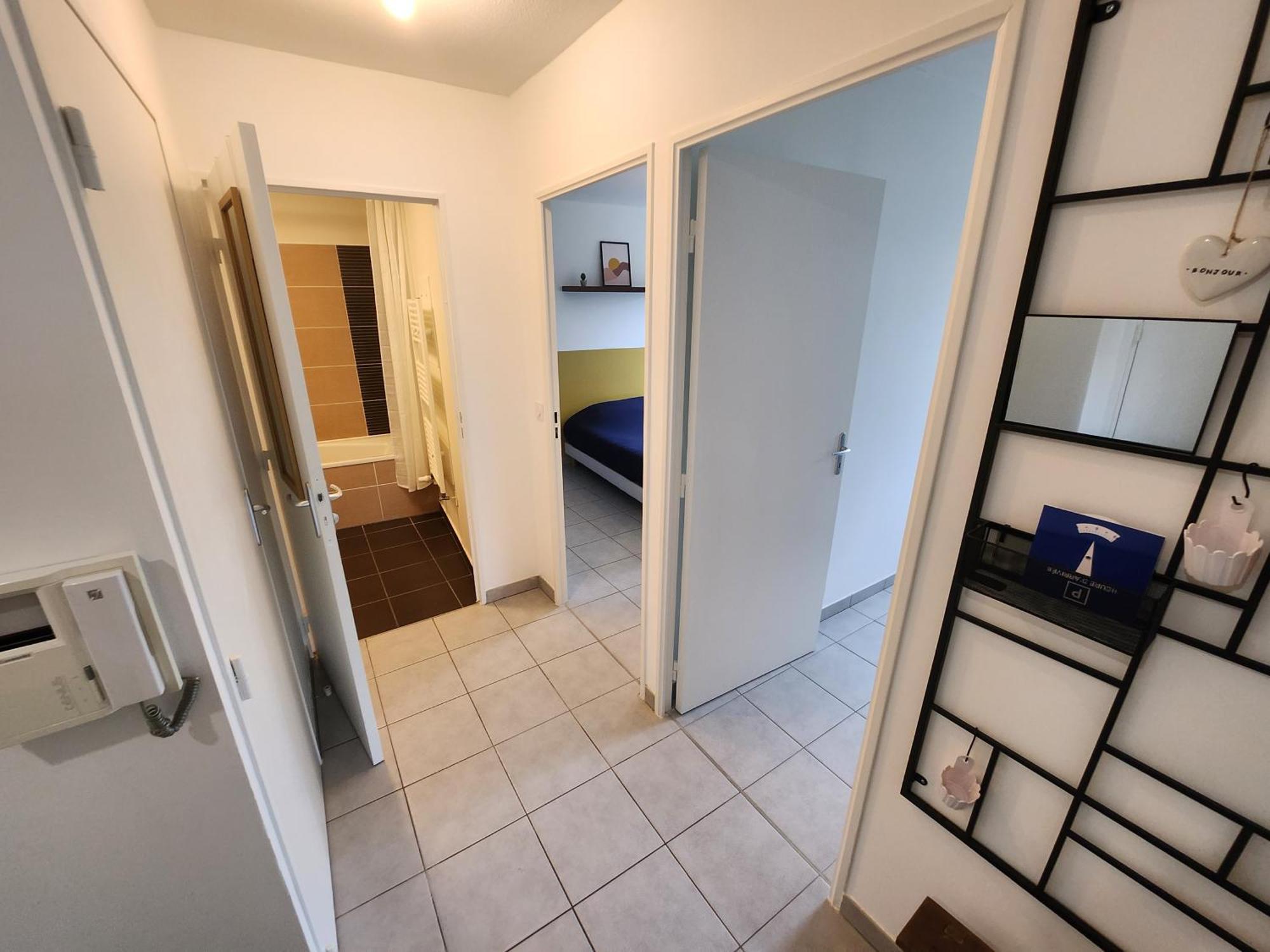 Appt 2 Au Calme - Jardin Prive - Metro D, Eurexpo, Groupama Stadium Apartment Saint-Priest (Rhone)